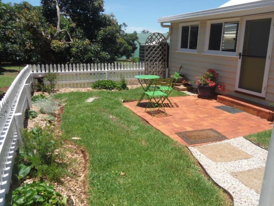 Moonya Avocado Farm Cottage - With Early Check-In 谭伯连山 外观 照片