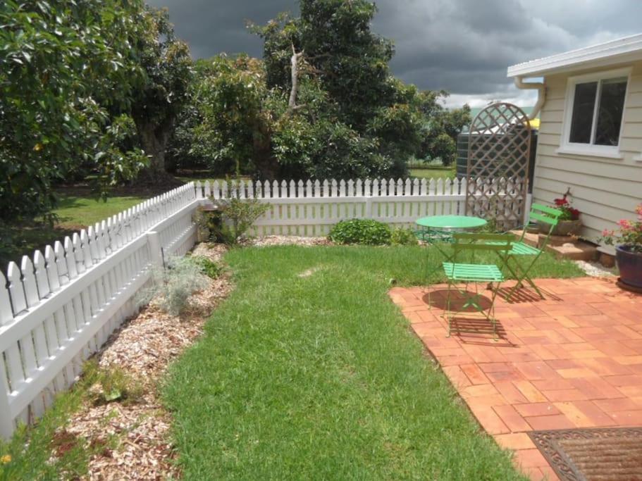 Moonya Avocado Farm Cottage - With Early Check-In 谭伯连山 外观 照片